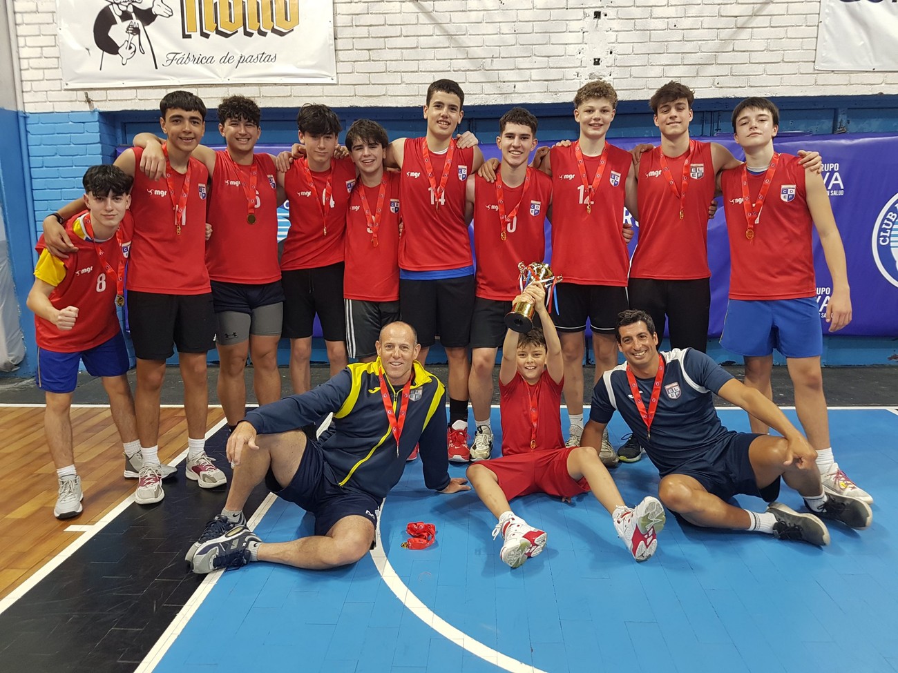 Básquetbol sub 16: Elbio Fernández campeón de la Copa de Oro