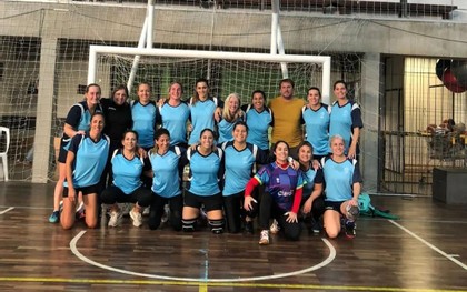 Mamihandball: La Mennais, San Pablo, Arnold Gesell, Santa Elena Montevideo y Gabriela Mistral, campeones Mamihandball: La Mennais, San Pablo, Arnold Gesell, Santa Elena Montevideo y Gabriela Mistral, campeones