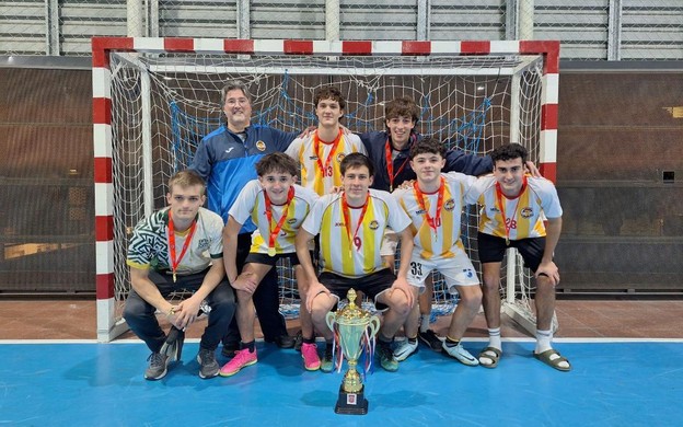 Juan XXIII campeón en la Copa de Oro sub 18 de futsal