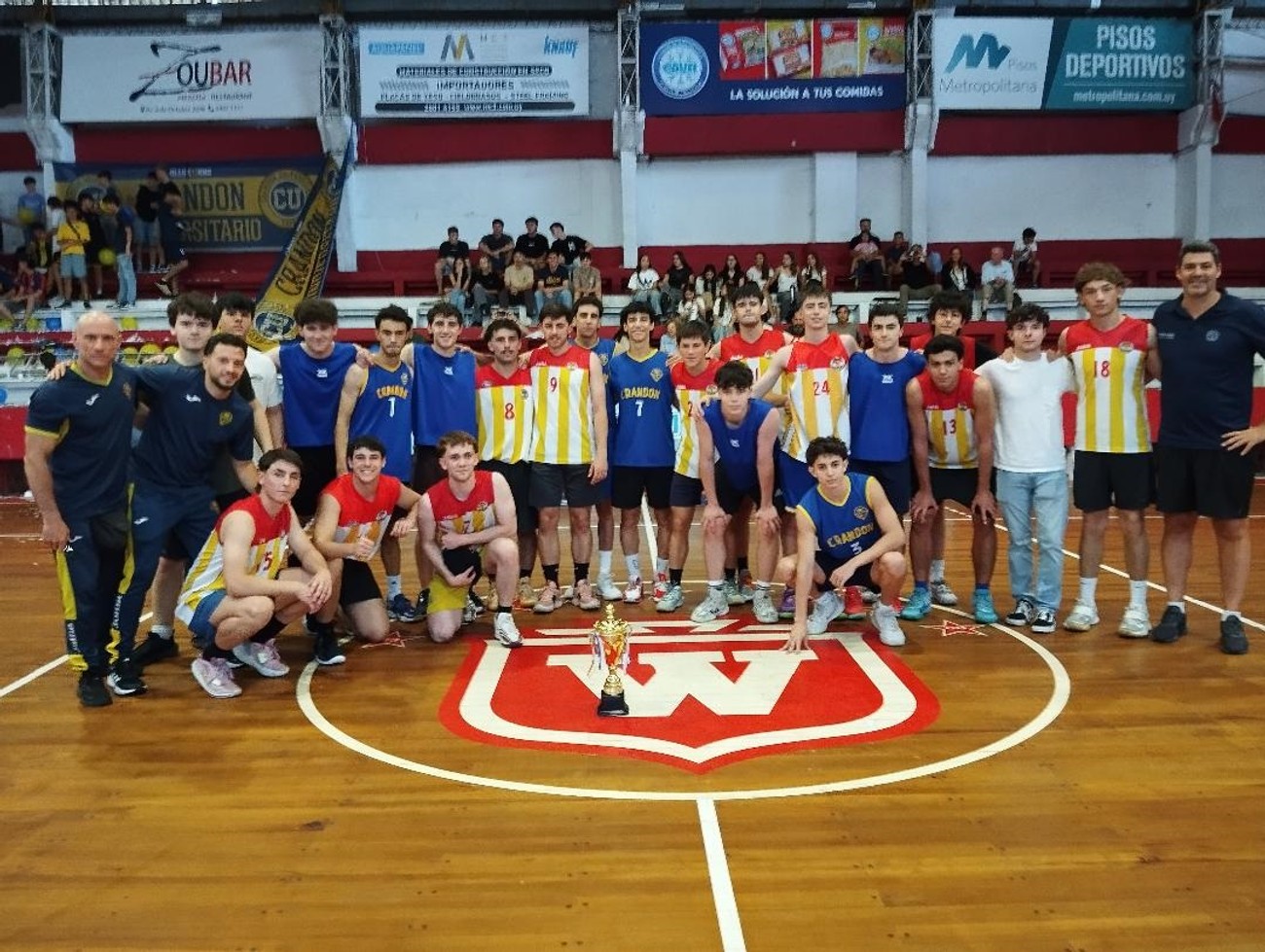 Básquetbol sub 18: Juan XXIII ganó la Copa de Oro y San José de la Providencia la de Plata Básquetbol sub 18: Juan XXIII ganó la Copa de Oro y San José de la Providencia la de Plata