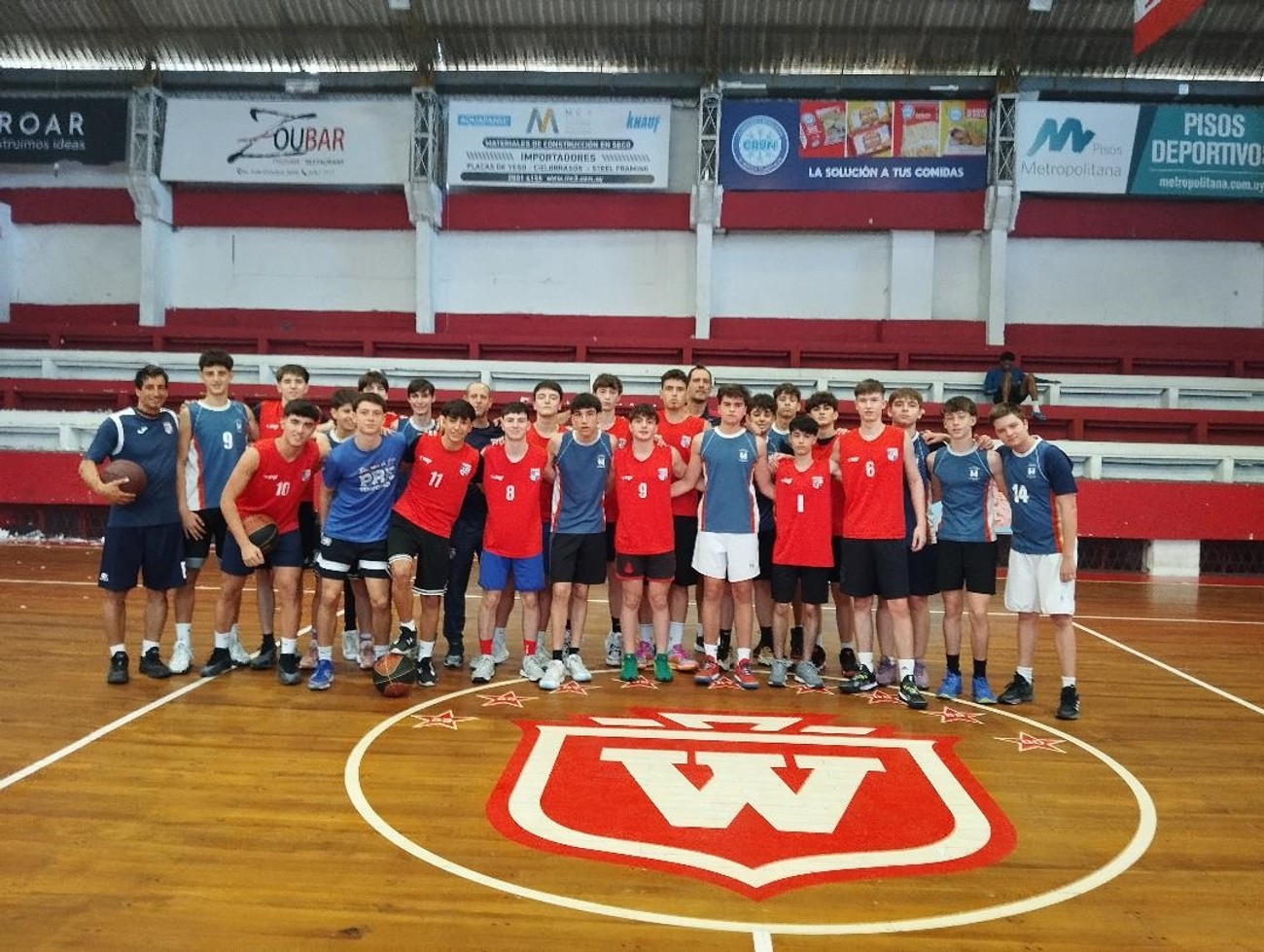 Básquetbol sub 16: Elbio Fernández se adjudicó la Copa de Oro y San Juan Bautista la de Plata Básquetbol sub 16: Elbio Fernández se adjudicó la Copa de Oro y San Juan Bautista la de Plata