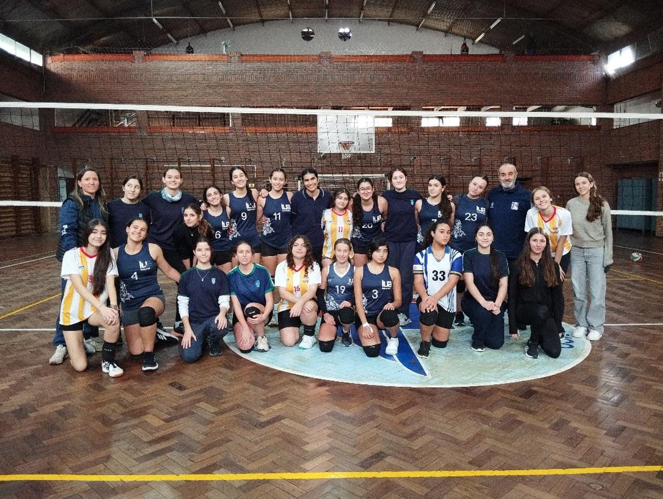 Lo que dejó la jornada de vóleibol de alumnos en sub 16 y sub 18