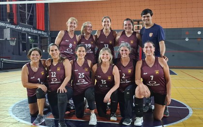 Mamivóleibol: Ut Serviam campeón del Torneo Clasificatorio Daniela Packe y se suman dos colegios más, San Juan Bautista y Santa María, para las copas Mamivóleibol: Ut Serviam campeón del Torneo Clasificatorio Daniela Packe y se suman dos colegios más, San Juan Bautista y Santa María, para las copas