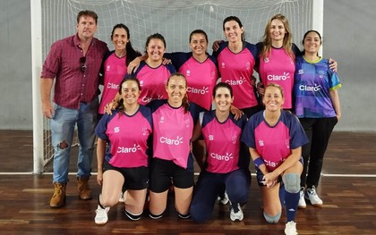 Mamihandball: en apasionante última fecha, La Mennais Celeste se llevó la Copa de Bronce Mamihandball: en apasionante última fecha, La Mennais Celeste se llevó la Copa de Bronce