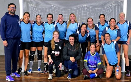 Mamihandball: se juega en cinco series, con 41 equipos; debuta IUA y vuelve Colegio Ciudad Vieja Mamihandball: se juega en cinco series, con 41 equipos; debuta IUA y vuelve Colegio Ciudad Vieja