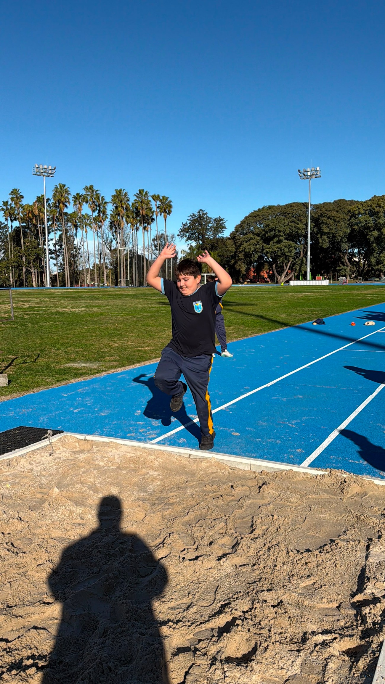 atletismo-impulso-en-pista-oficial-del-parque-batlle-foto-3 atletismo-impulso-en-pista-oficial-del-parque-batlle-foto-3
