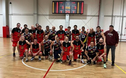 Papibásquetbol: Kennedy, St. Davids y Elbio Azul van por el primer título de la temporada