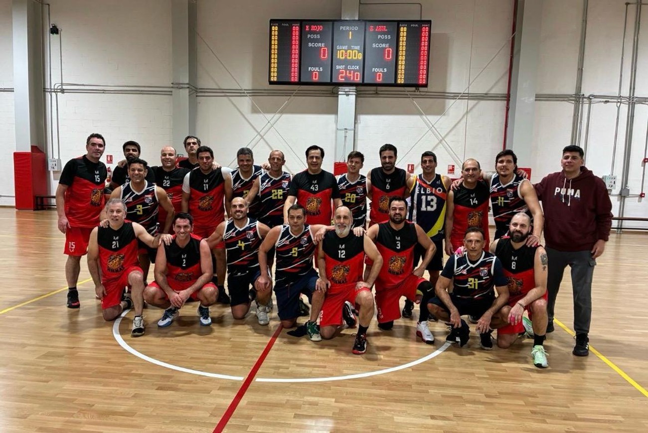 Papibásquetbol: Kennedy, St. Davids y Elbio Azul van por el primer título de la temporada Papibásquetbol: Kennedy, St. Davids y Elbio Azul van por el primer título de la temporada