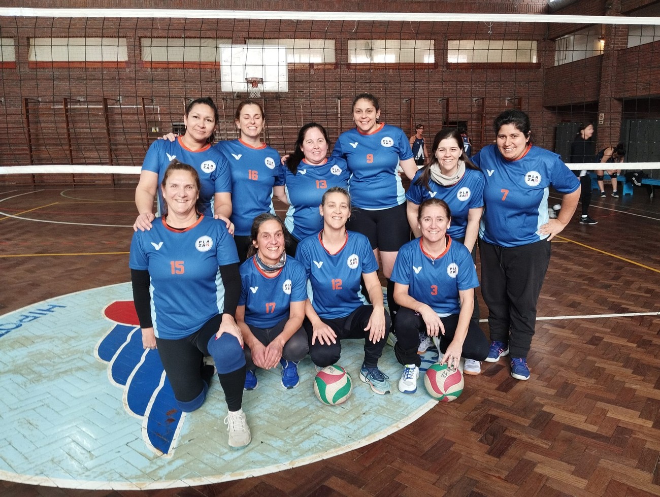 mamivoleibol-plaza-12 mamivoleibol-plaza-12