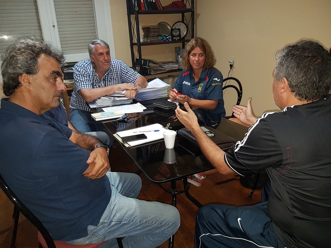 Fútbol practicado por mujeres tiene fecha: larga el 6 de mayo