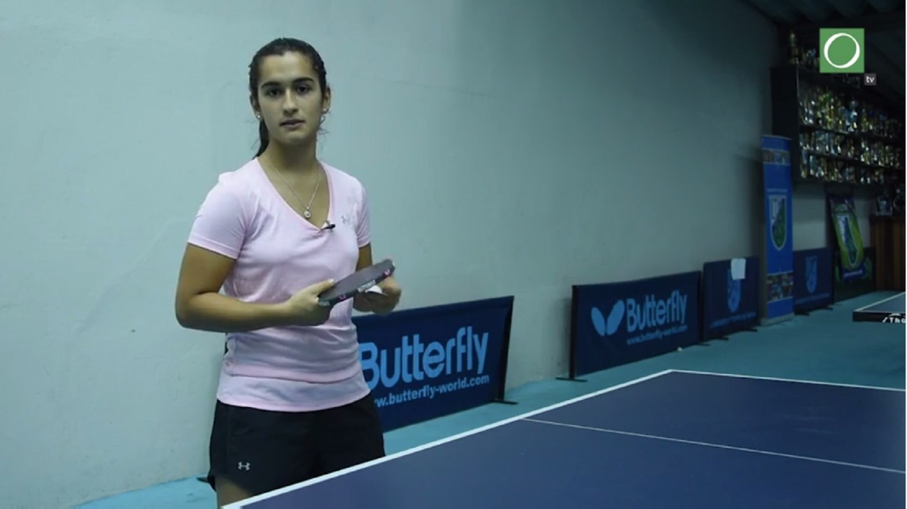 Pía Lorenzotti te enseña a jugar al tenis de mesa Pía Lorenzotti te enseña a jugar al tenis de mesa