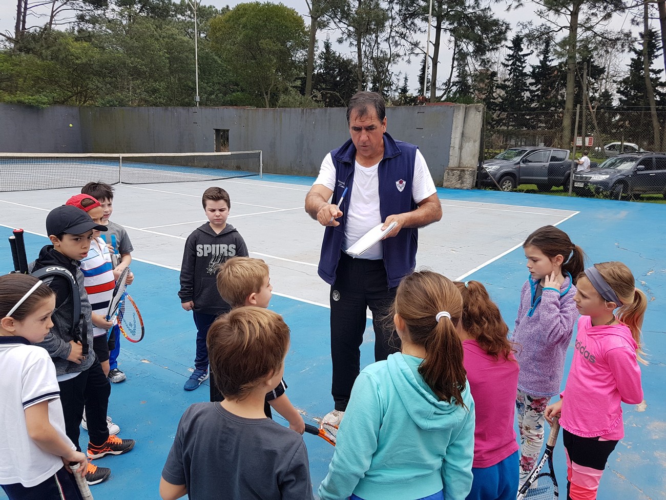 Un domingo de tenis, hasta que la lluvia permitió Un domingo de tenis, hasta que la lluvia permitió